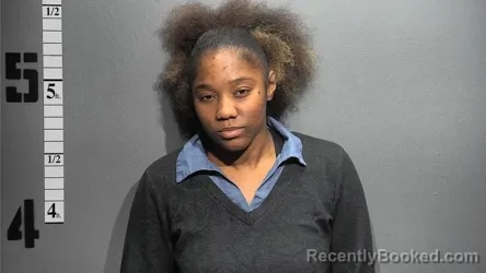 Mugshot of Iyanna Kamari Mizell booked in Suffolk County, Virginia on September 21, 2026