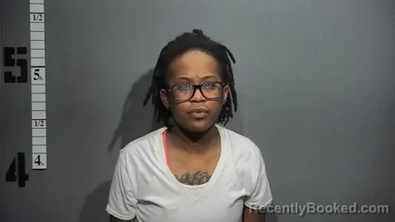 Mugshot of JAQUELLA TENEE BAGLEY booked in Suffolk County, Virginia on May 20, 2026