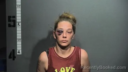 Mugshot of KRISTEN NICOLE HUNT booked in Suffolk County, Virginia on July 4, 2026