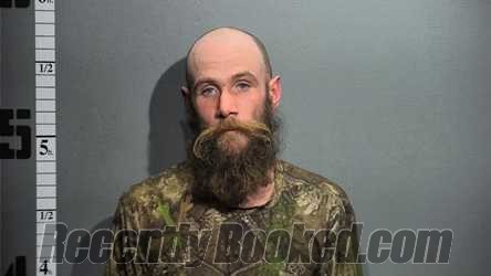 Mugshot of LEONIDAS CUTCHINS