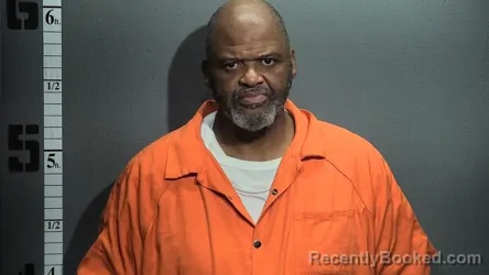 Mugshot of OSCAR THOMAS booked in Suffolk County, Virginia on May 5, 2026