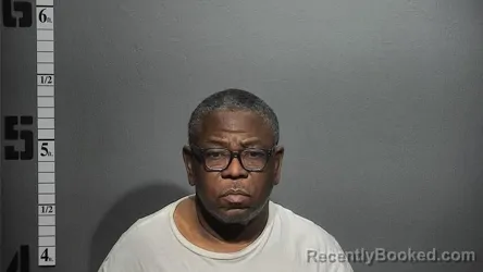 Mugshot of REGINALD ARLANDO VINCENT booked in Suffolk County, Virginia on May 19, 2026