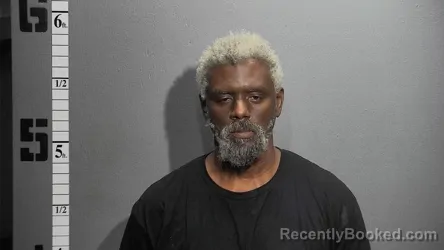 Mugshot of TROY LOPAZE WIGGINS booked in Suffolk County, Virginia on April 27, 2026