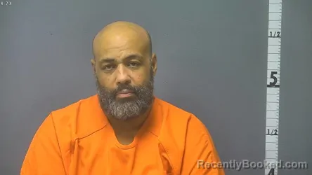 Mugshot of AVON CONSTANTINO QUIERO