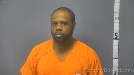 Mugshot of DITANIA JAMAL WELLS booked in Staunton County, Virginia on May 18, 2026