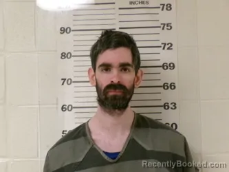 Mugshot of RYAN MAIN