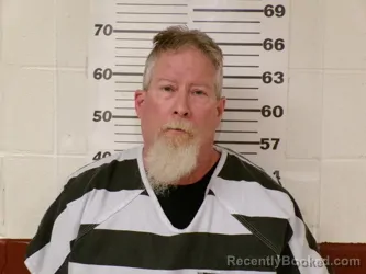 Mugshot of DAVID WAYNE GARTH