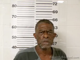 Mugshot of DEREK DASHUN MURRAY booked in Henderson County, Texas on March 20, 2026