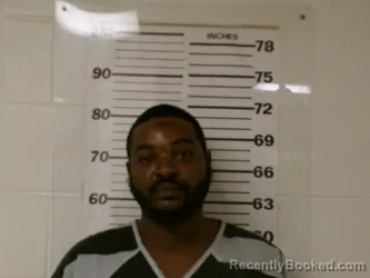 Mugshot of JAVONTE JERMAYNE EDWARDS booked in Henderson County, Texas on April 2, 2026