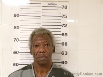 Mugshot of Willie Donnell Upshaw