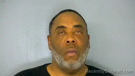 Mugshot of DIETRICK ONEAL BARTLETT