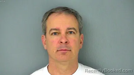 Mugshot of RYAN EMERY CALVERT