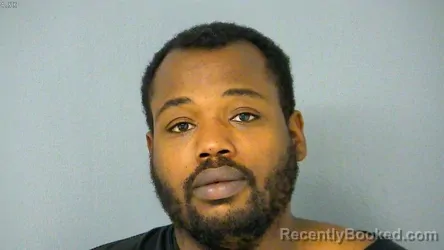 Mugshot of DIALO JAMAREE LYNCH