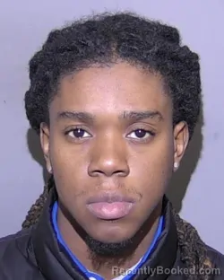 Mugshot of DEANDRE TASHAWN GILMORE