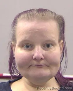 Mugshot of Tara Ashley Lakes