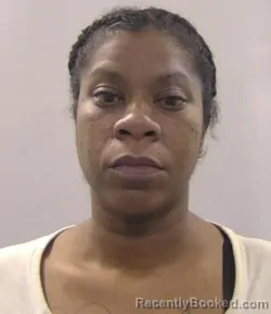 Mugshot of Shonnell Lemesha Floyd booked in Chesapeake County, Virginia on June 25, 2026