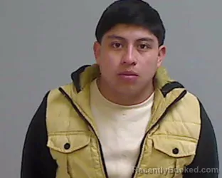 Mugshot of OSCAR HERNANEZ