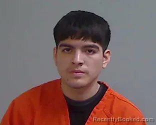 Mugshot of JOSUE ALVARADO