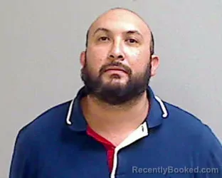Mugshot of JOSUE GANDARA