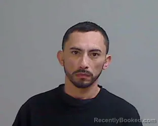 Mugshot of ROBERTO JR RODRIGUEZ