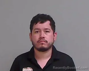 Mugshot of CARLOS ALBERTO RESENDIZ