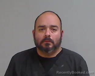 Mugshot of FRANCISCO ROBERTO LARA