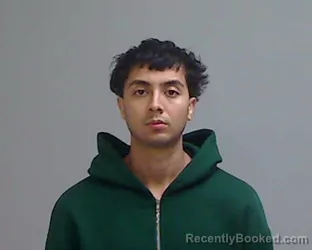 Mugshot of VICTOR HUGO CORDOVA