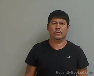 Mugshot of UVALDO BRIONES LIMON