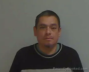 Mugshot of ROQUE HERNANDEZ