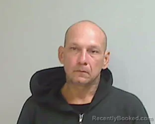 Mugshot of Roberto Muniz