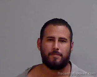 Mugshot of SANTOS OMAR OVALLE