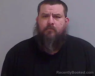 Mugshot of MARIO GOMEZ