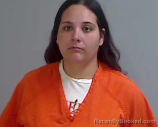 Mugshot of RAVEN NIKOLE WOODS booked in Hidalgo County, Texas on April 1, 2026