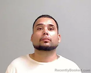 Mugshot of ELIAS LUNA booked in Hidalgo County, Texas on April 16, 2026