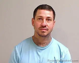 Mugshot of JUAN JESUS DE LEON booked in Hidalgo County, Texas on April 18, 2026