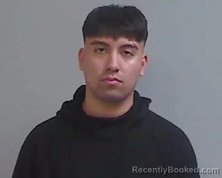 Mugshot of JARED DANIEL MENDEZ booked in Hidalgo County, Texas on April 21, 2026