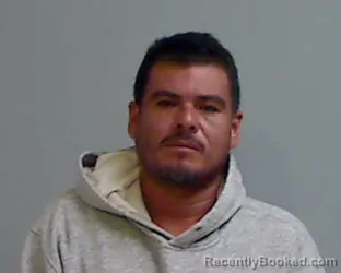 Mugshot of HECTOR RIVAS booked in Hidalgo County, Texas on April 21, 2026