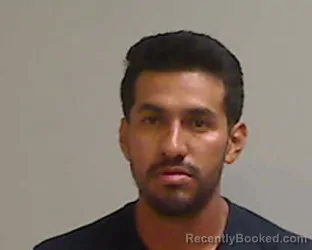 Mugshot of JOSUE MARTINEZ BENIGNO booked in Hidalgo County, Texas on April 24, 2026