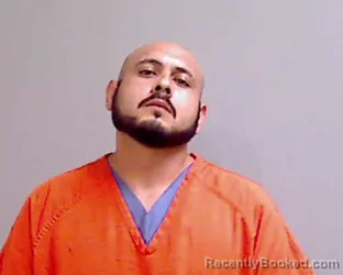 Mugshot of EDGAR ALBERTO GONZALEZ booked in Hidalgo County, Texas on April 24, 2026