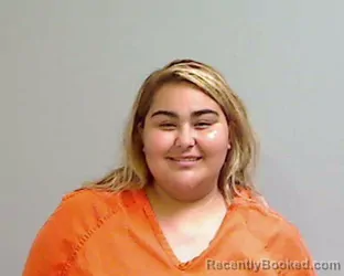 Mugshot of DANIELA ANN MUNOZ booked in Hidalgo County, Texas on April 24, 2026