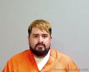 Mugshot of ROBERTO CARLOS MARTINEZ booked in Hidalgo County, Texas on April 24, 2026