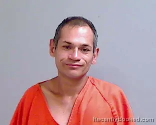 Mugshot of JAVIER LUNA booked in Hidalgo County, Texas on April 24, 2026