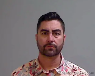 Mugshot of OMAR ALEJANDRO URIAS booked in Hidalgo County, Texas on April 3, 2026