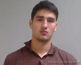 Mugshot of AARON ARMANDO GONZALEZ booked in Hidalgo County, Texas on April 5, 2026