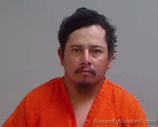 Mugshot of EDGAR IZAGUIRRE booked in Hidalgo County, Texas on April 5, 2026