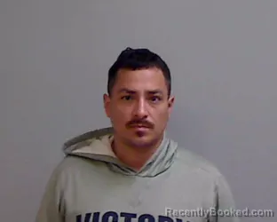 Mugshot of NOE HERRERA booked in Hidalgo County, Texas on April 6, 2026