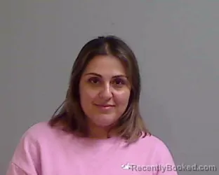 Mugshot of LYZETTE PENA booked in Hidalgo County, Texas on April 8, 2026