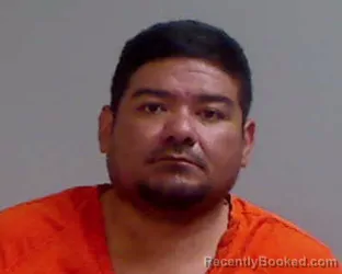 Mugshot of ORLANDO GONZALEZ LIRA booked in Hidalgo County, Texas on April 11, 2026