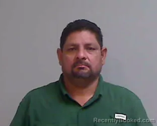 Mugshot of FELIX JR HERNANDEZ booked in Hidalgo County, Texas on April 11, 2026