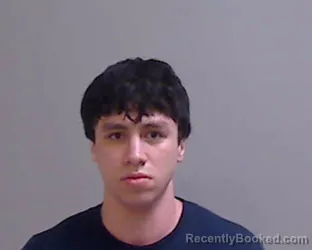 Mugshot of ADIAN MARCUS MUNOZ booked in Hidalgo County, Texas on April 15, 2026